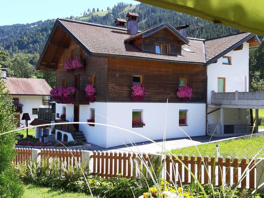 Neuheim Grande