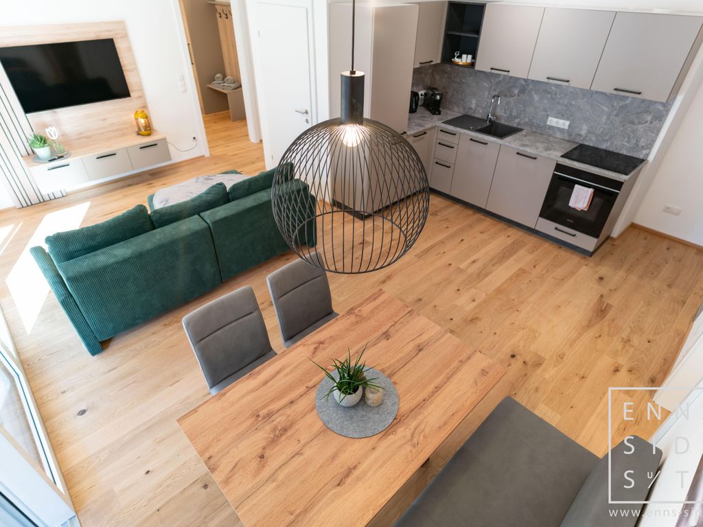 Enns Side Suite