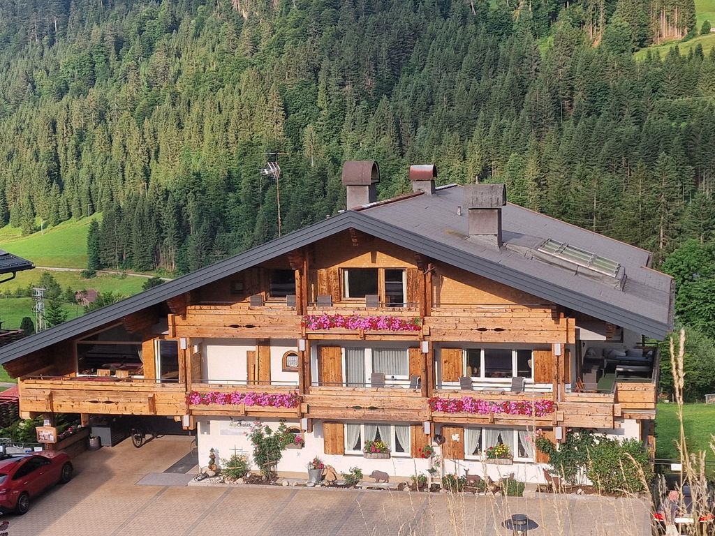 Alp-Chalet - Ferienwohnungen