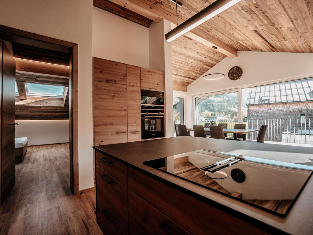 Tanner's Chalet Apartments
