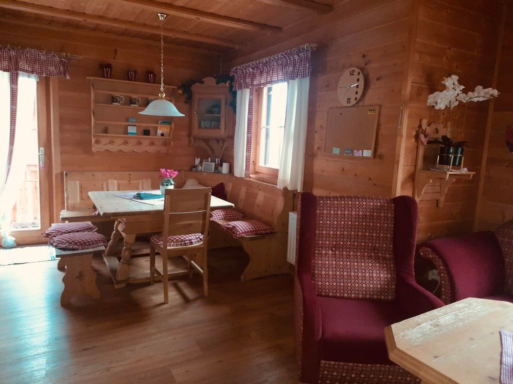 Falkertbach-Hütte