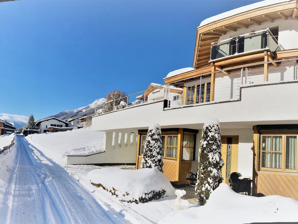 Haus Nikola
