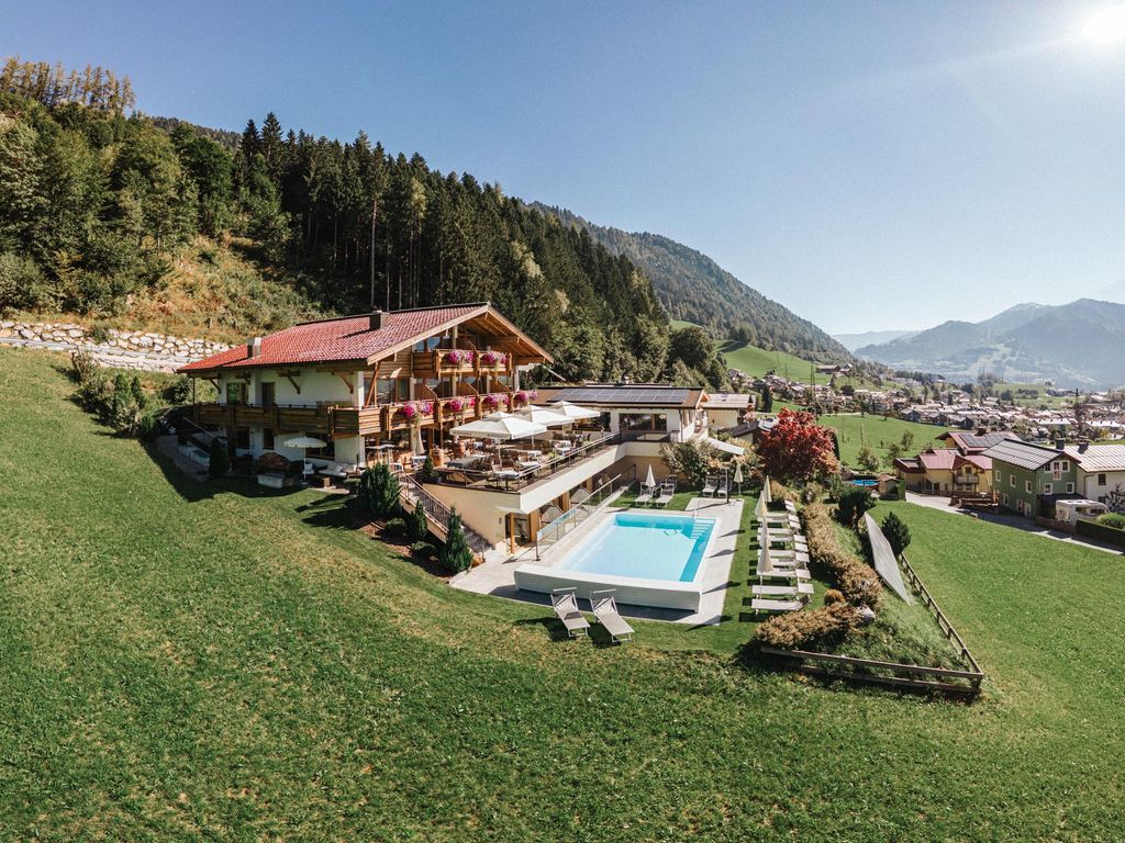 Silberfux, Hotel