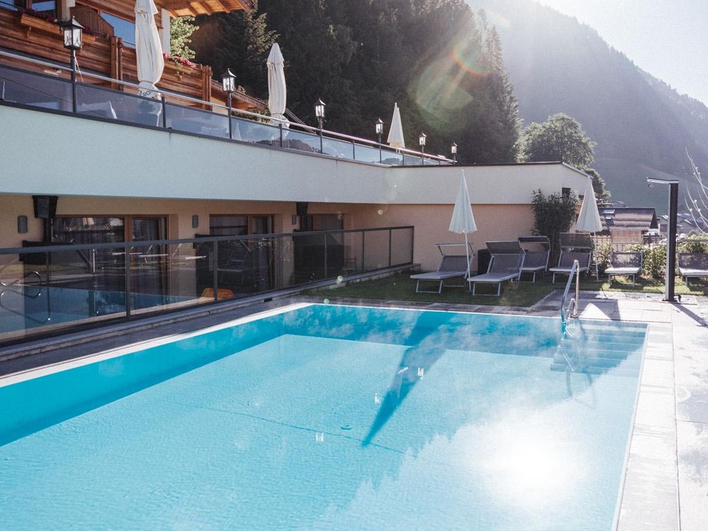 Silberfux, Hotel