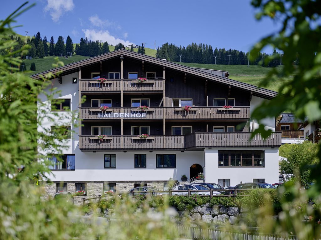Haldenhof, Lebenslust in Lech