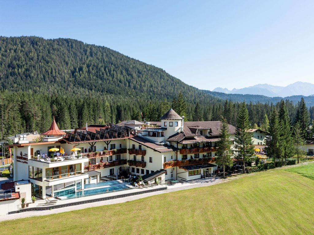 Alpenhotel Karwendel - "kostbare Augenblicke"