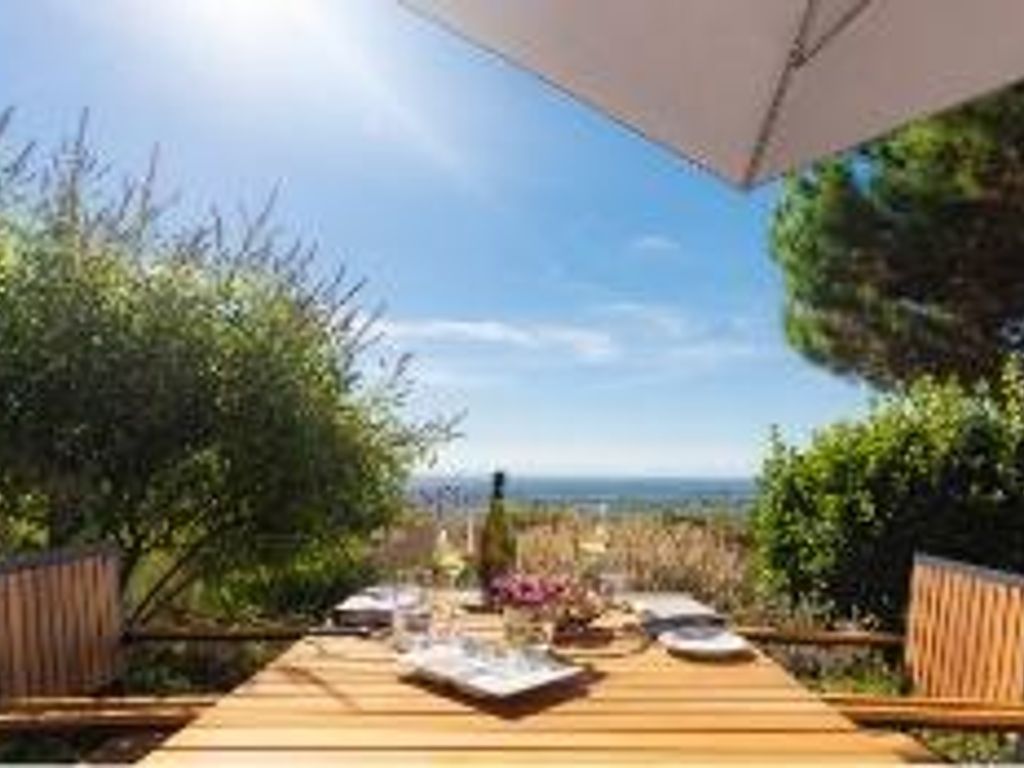 Arens Hotel 327