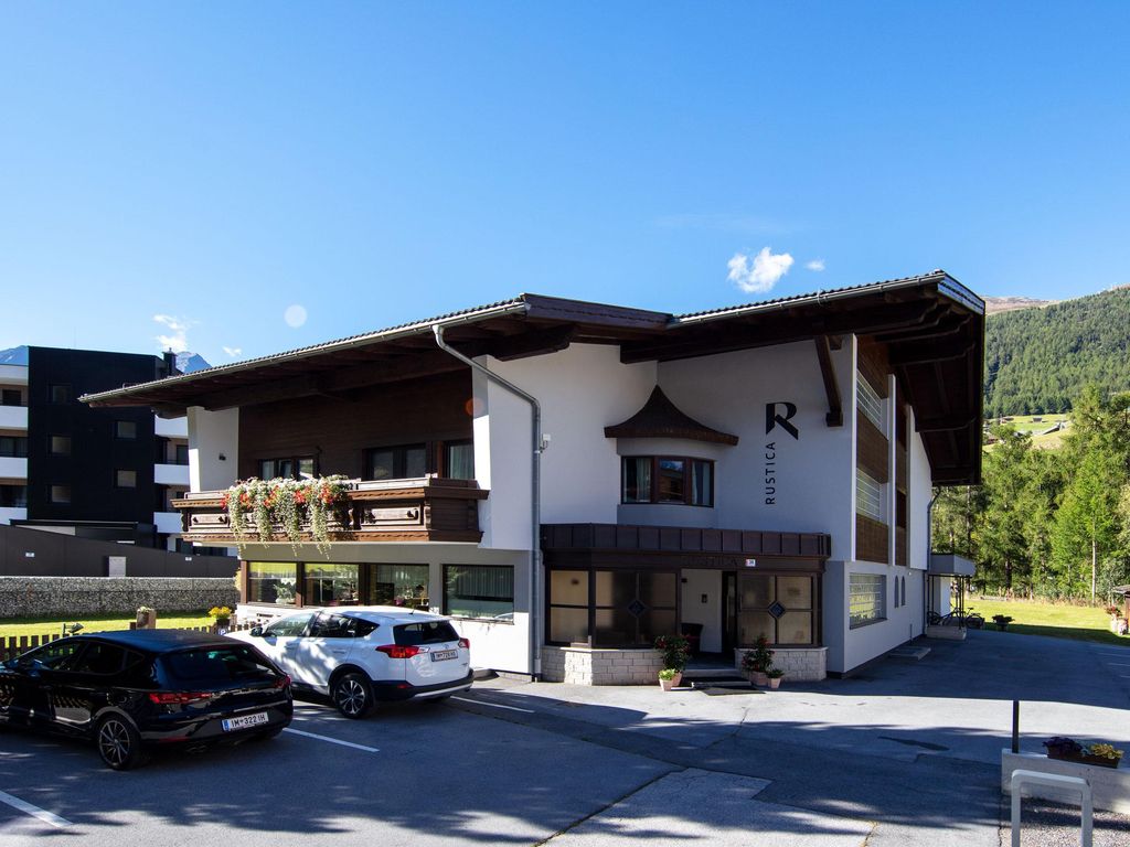 Rustica Alpine B&B