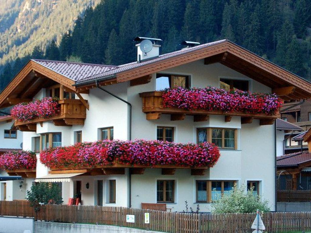 Apartments Bucher