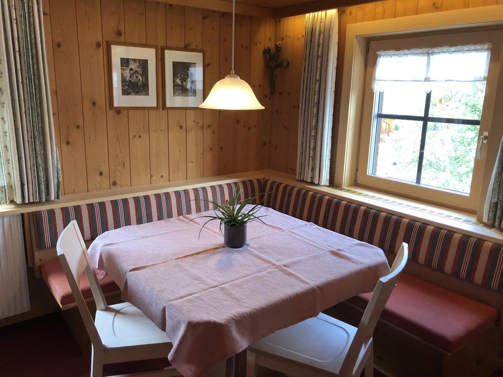 Gstüat, Appartements