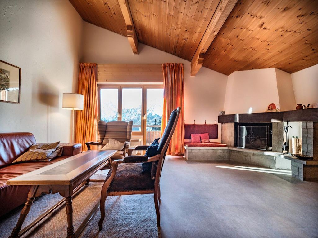 Casa Dschember 10