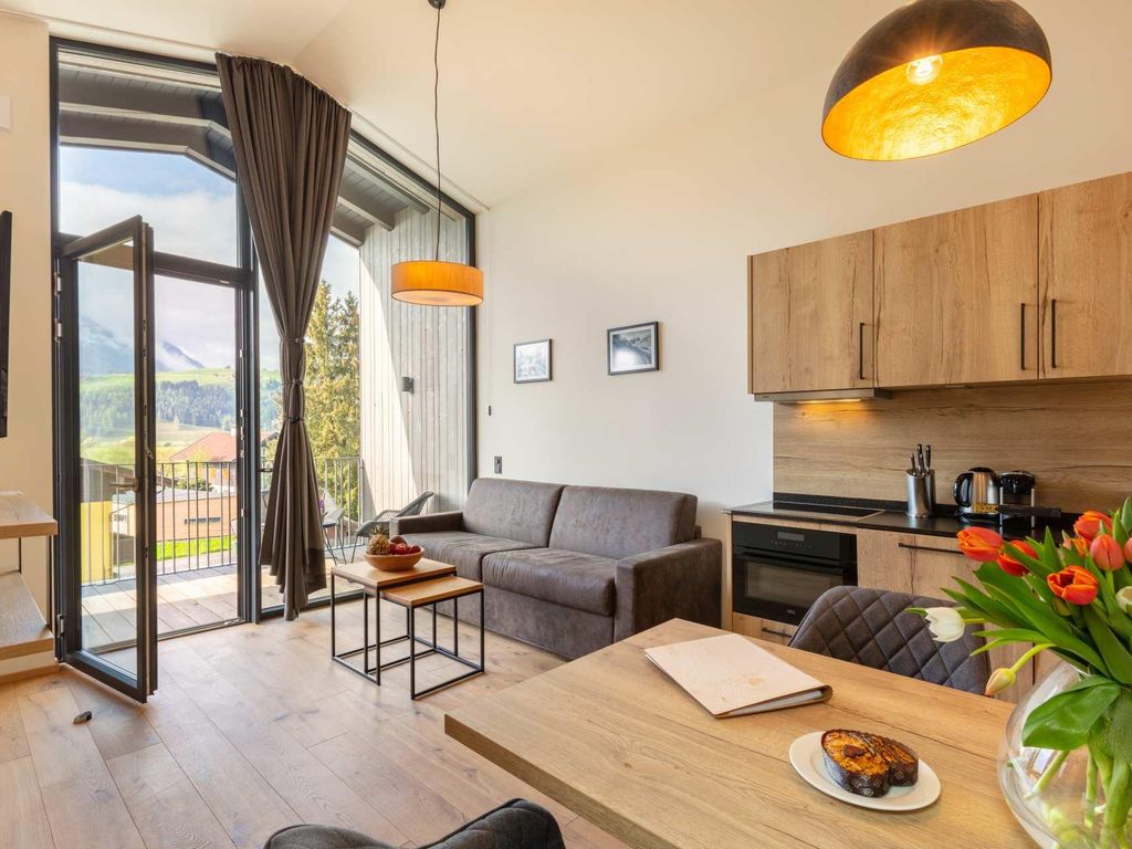 Emma Deluxe Aparthotel