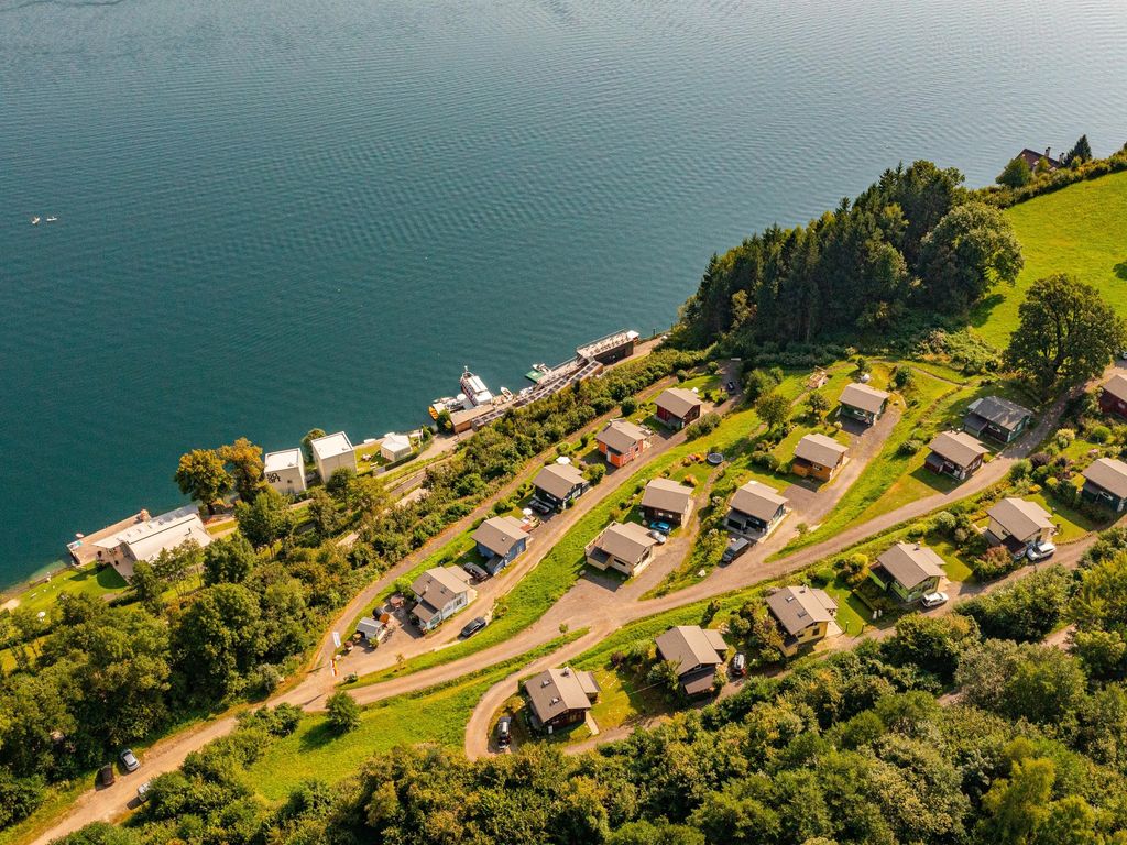 Kantor Village