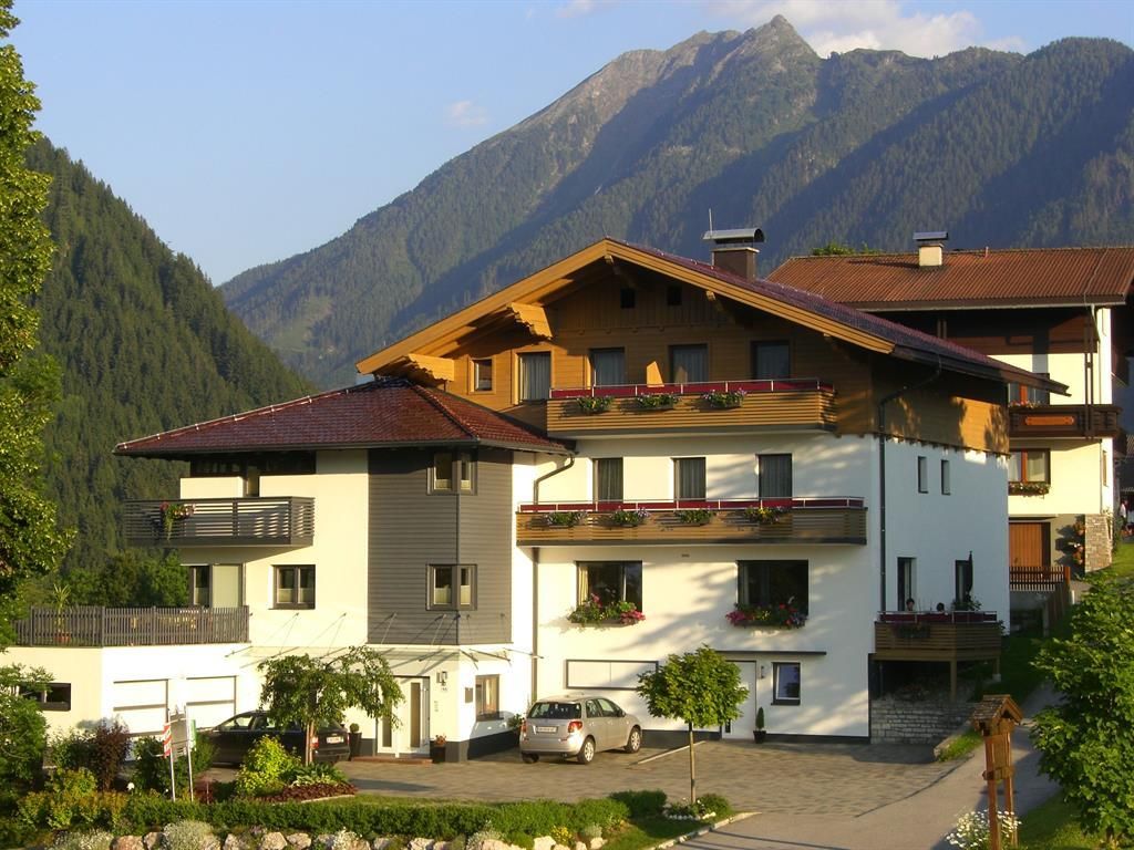 Edelweiss Apartment