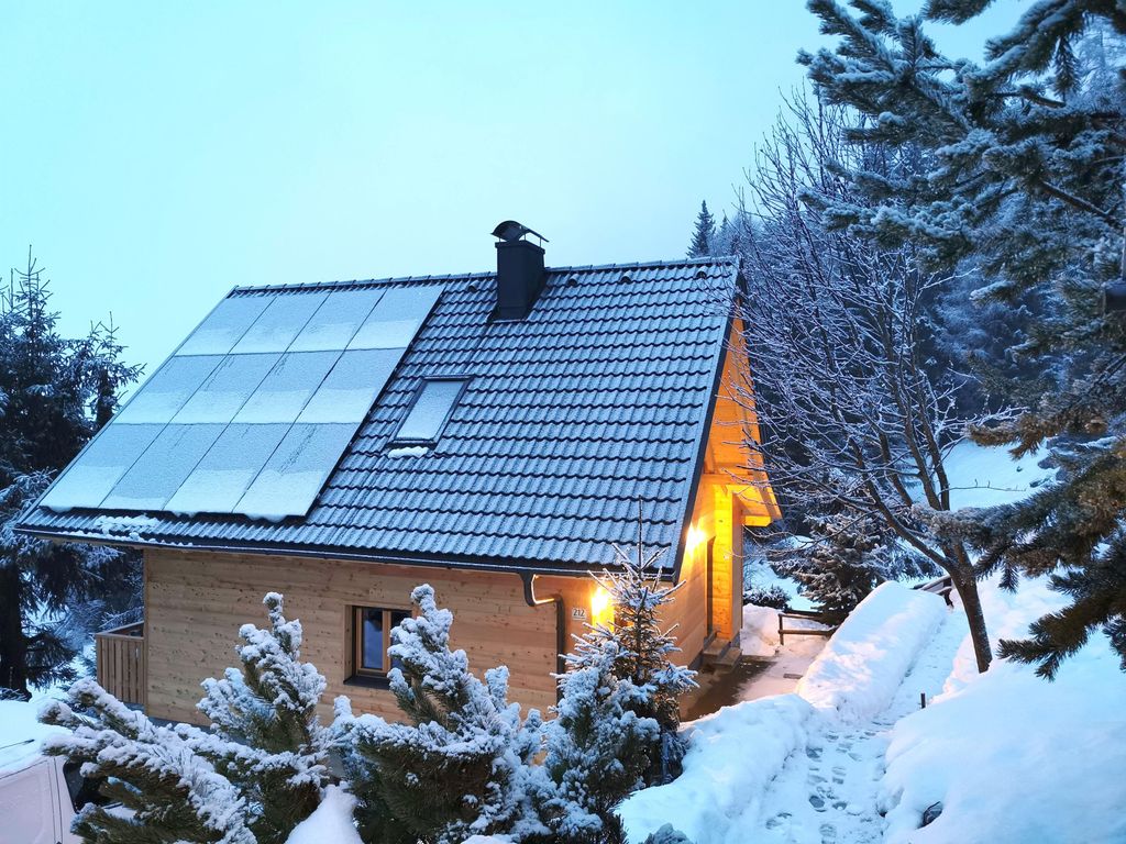 ALMNEST - LACHTAL