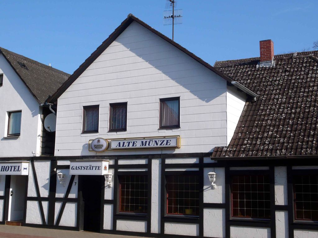 Alte Münze