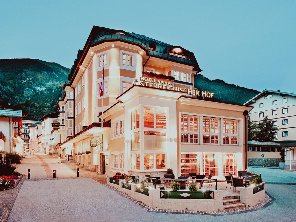 Hotel Österreichischer Hof inkl. Tunnel zur Therme