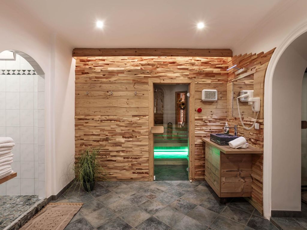 Theresa, ***Hotel- Pension
