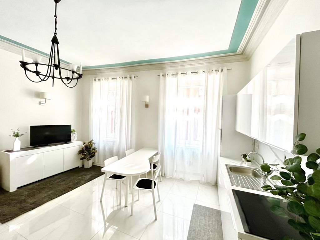 ALTHAMER PALACE APARTMENTS