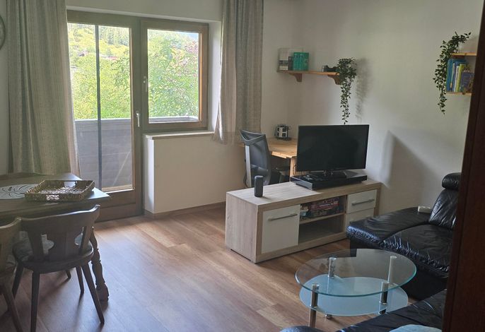 Appartement/Fewo, Badewanne, gartenseitig
