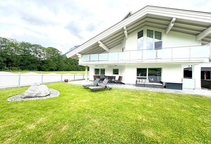 Au Villa - exklusives Ferienhaus im Grünen