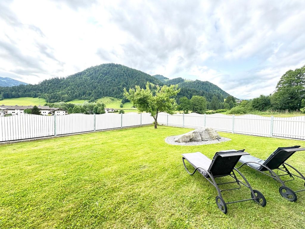 Au Villa