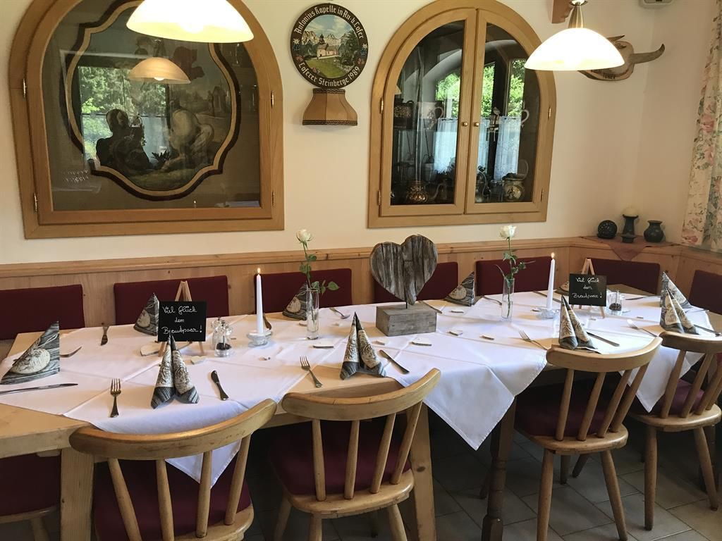 Antonia, Gasthof
