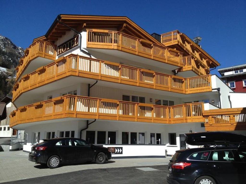 Hotel-Appartements A CASA "Saphir"