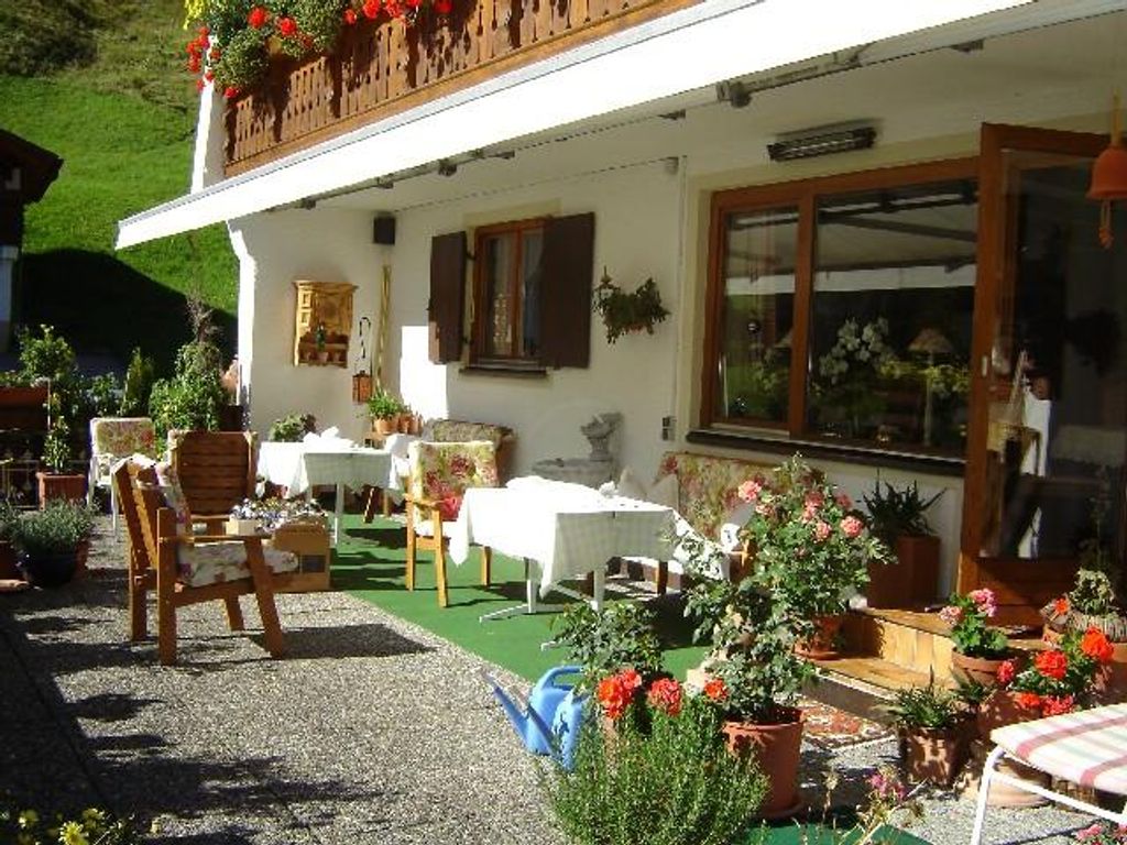 Hartenfels, Pension