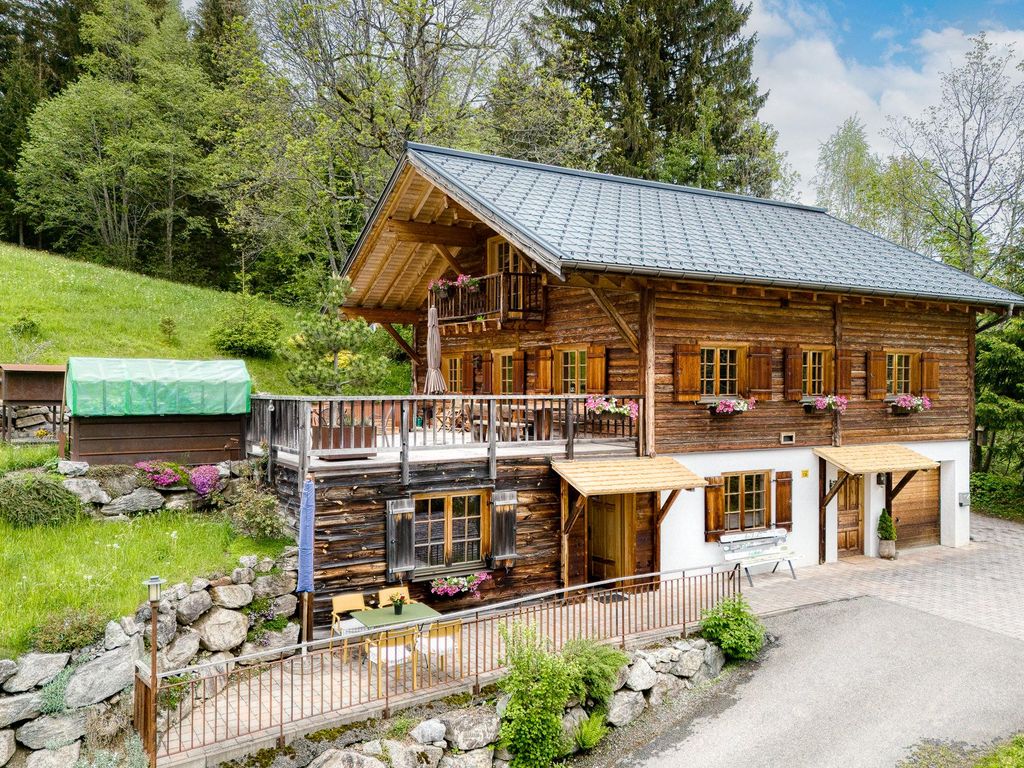 Chalet Tschengla by A-Appartments