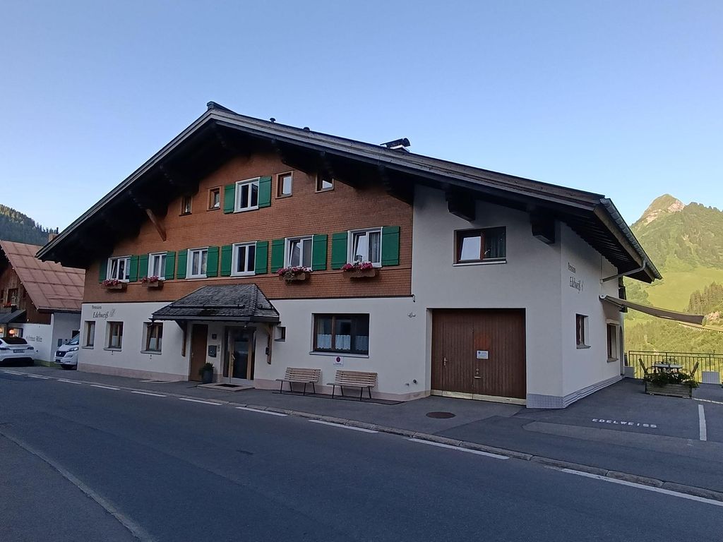Pension Edelweiss Bischof KG