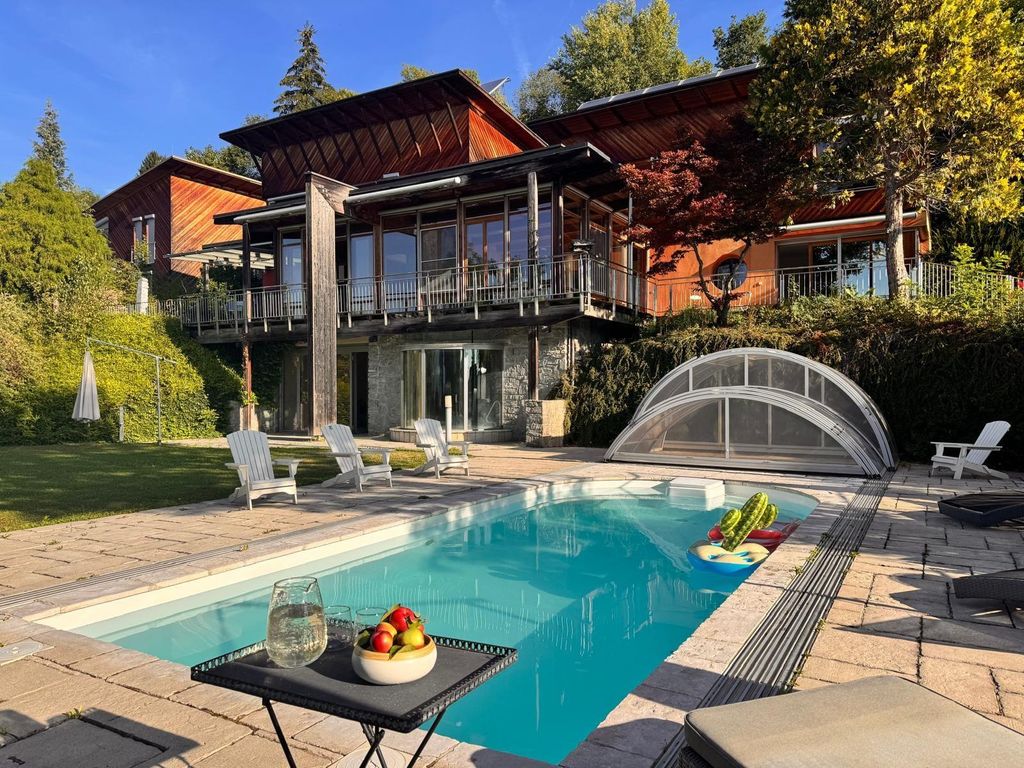 Alpine Sunlight Villa