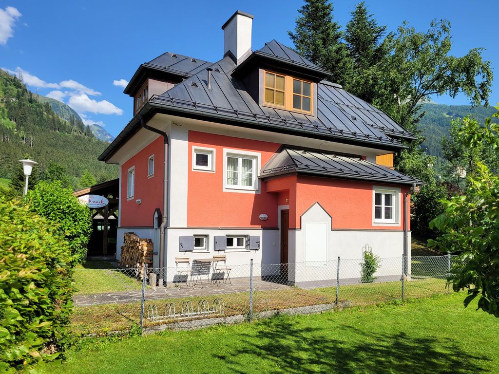 Schnuck, Villa