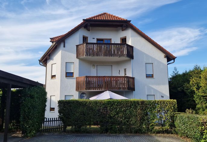 Fewo mit Balkon in ruhiger Lage
