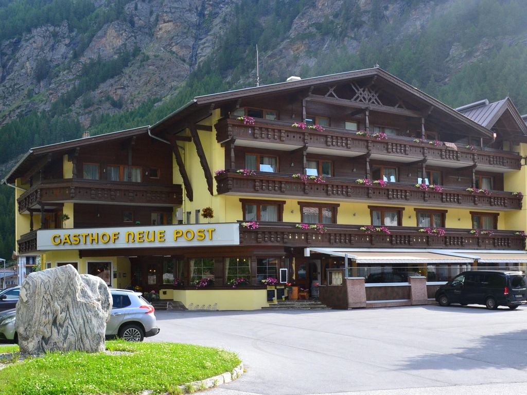 Hotel Neue Post