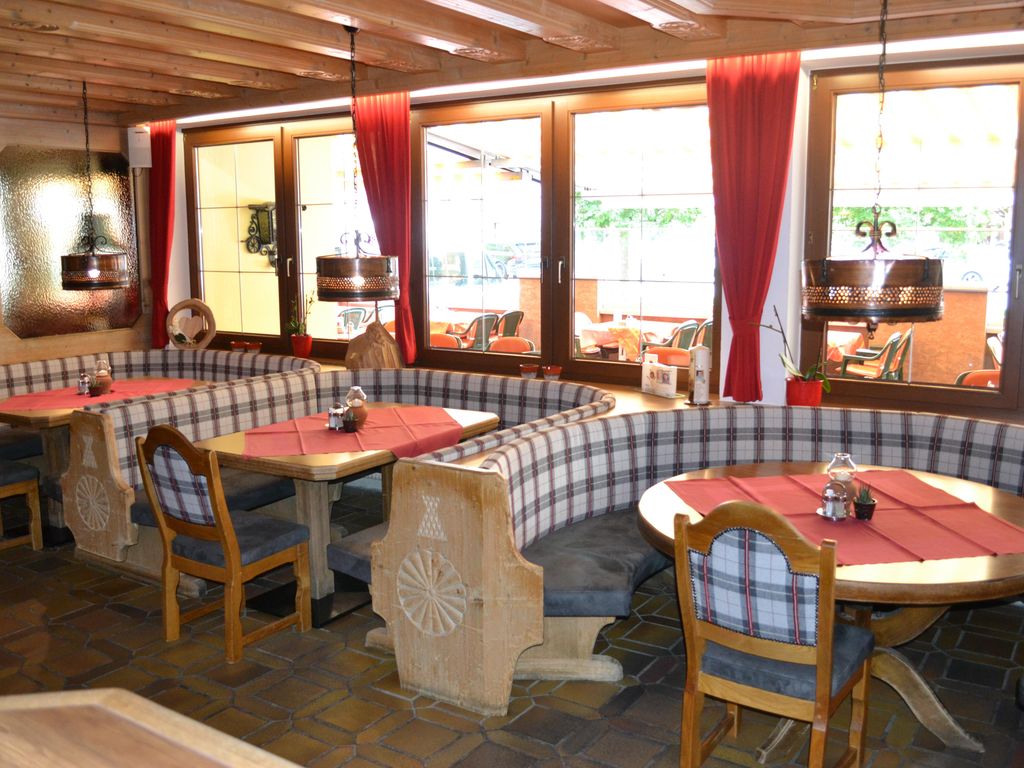 Hotel Neue Post
