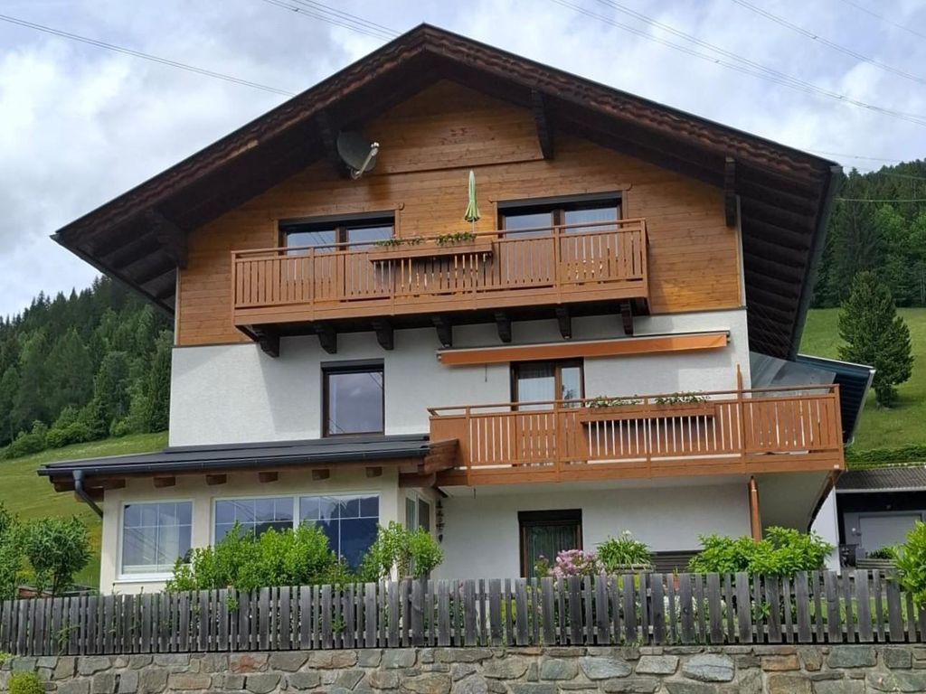 Bernsteiner Erika