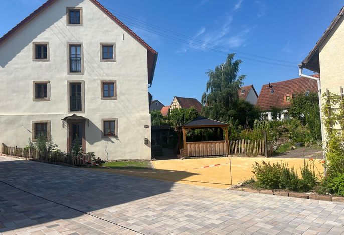 Appartement/Fewo, Dusche, WC, Wohn-/Schlafraum
