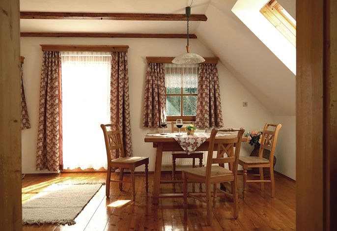 Revitalisiertes Bauernhaus: Appartement Forstwald