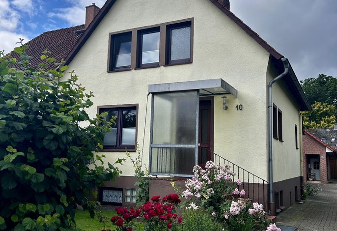 Ferienhaus, Dusche und Bad, WC, 2 Schlafräume