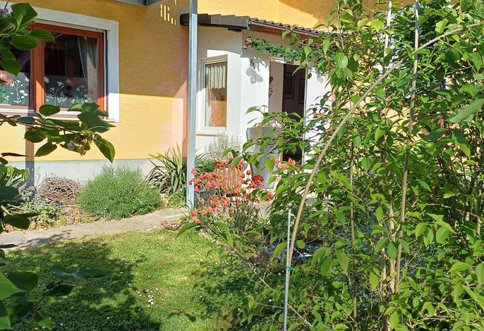 Ferienwohnung Dhom "Rote Rebe"