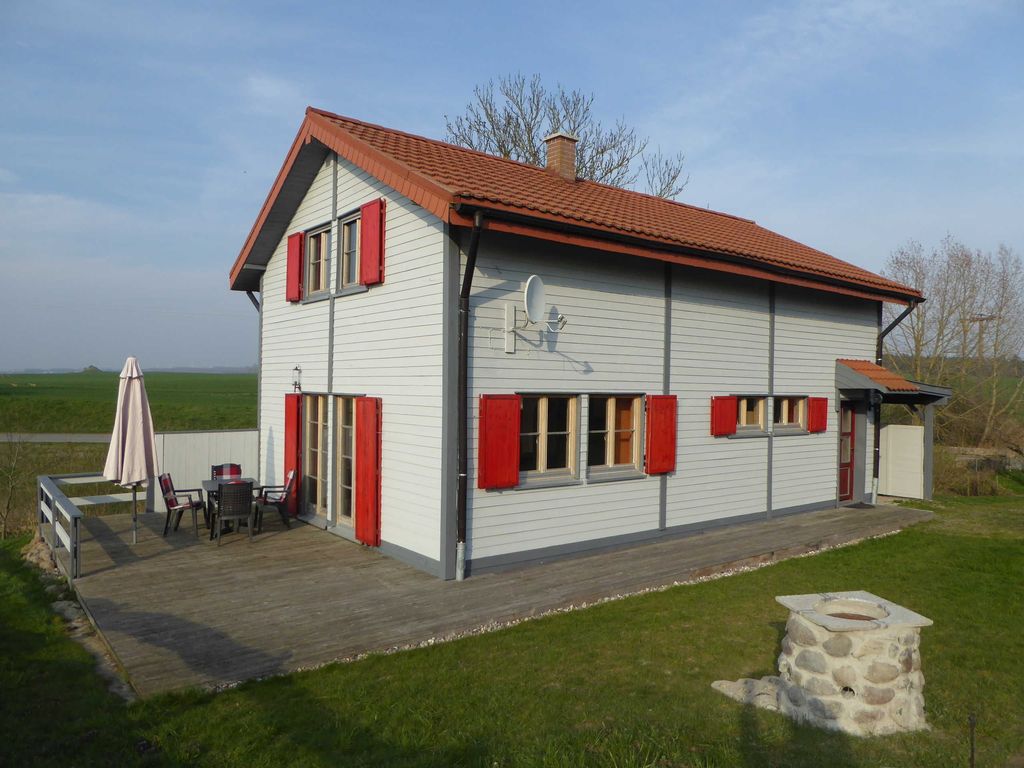H12 Holz-Ferienhaus Haffblick Russow nahe Ostseebad Rerik Terrasse
