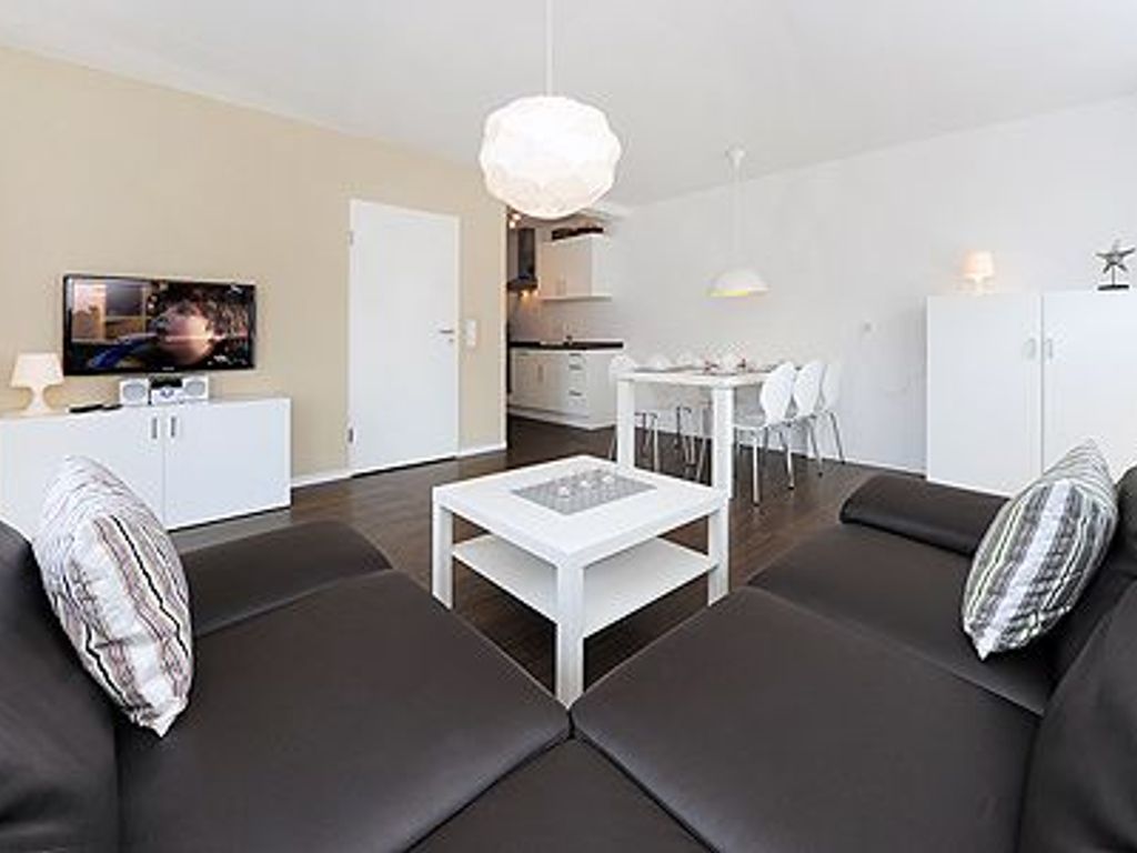 Wohnraum mit integrierter Küche