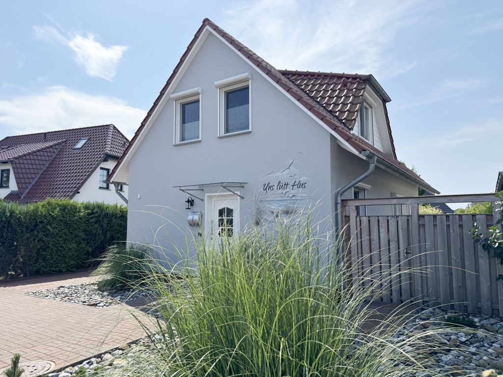 Außenansicht Haupteingang