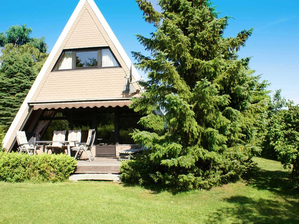 Zeltdachhaus mit W-LAN