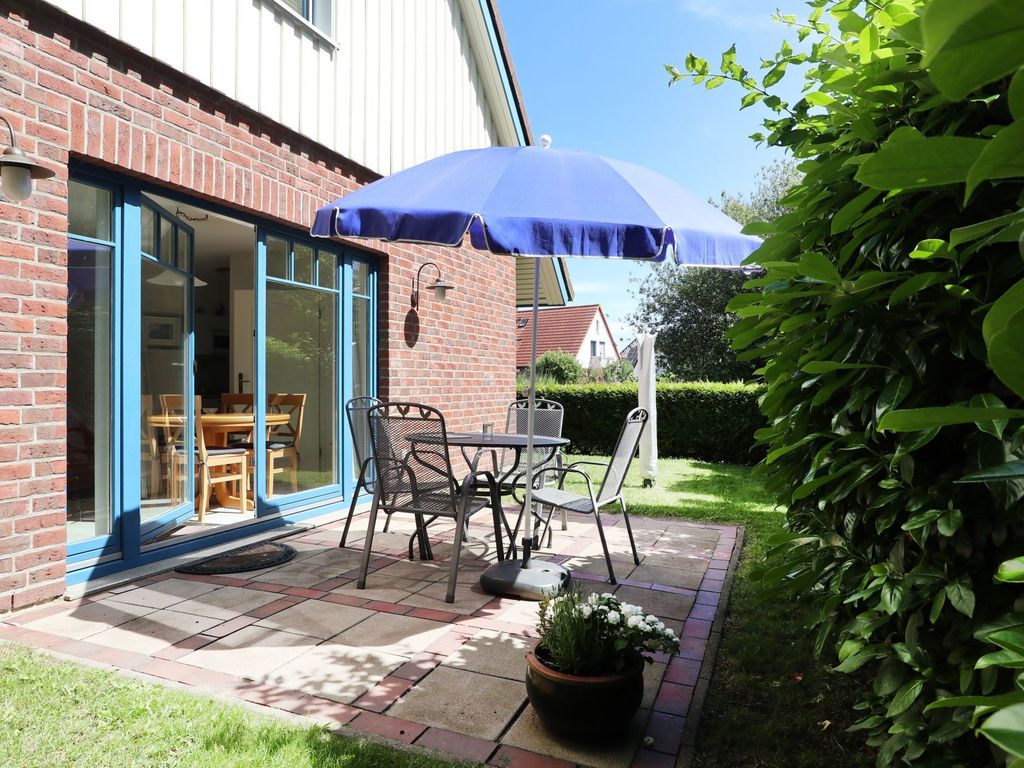 Endhaus Seemöwe - Blick auf die Terrasse am Essbereich