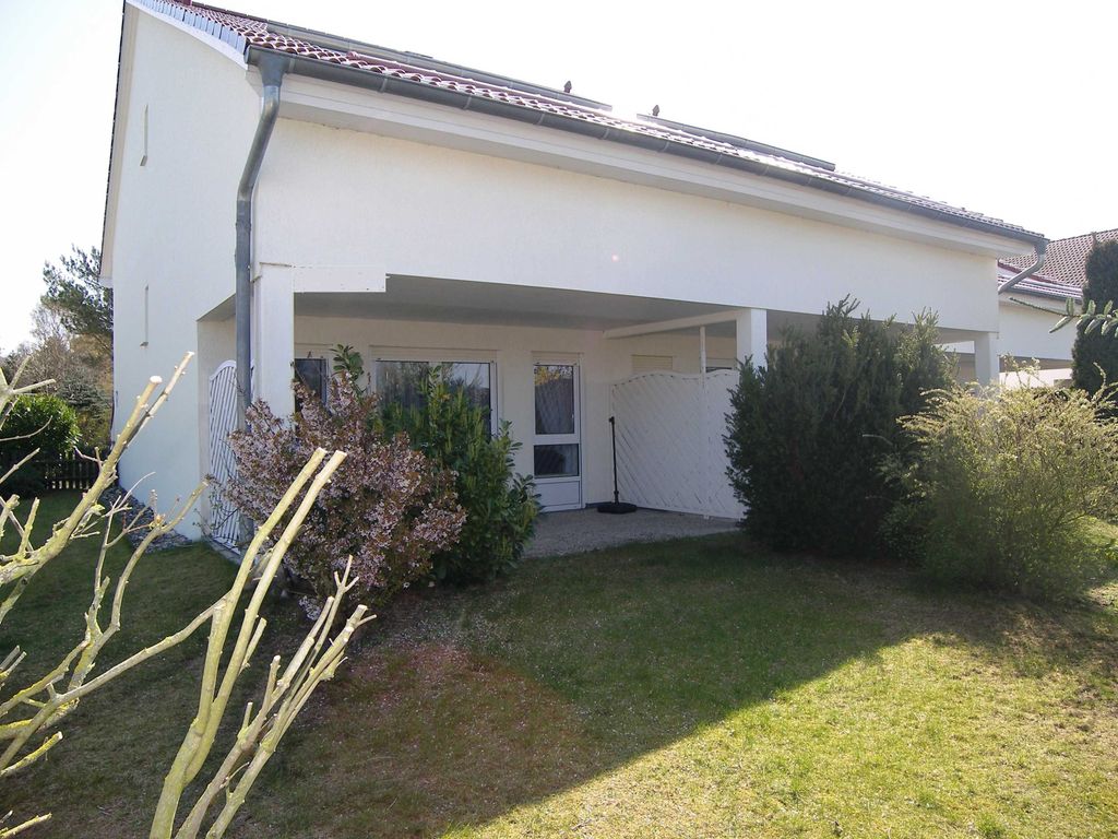 Blick auf die große Terrasse