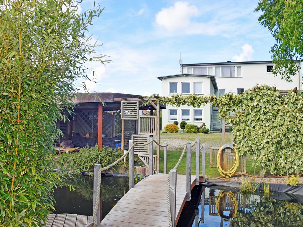 Ferienwohnung Altefähr mit Seeblick und Sonnenterrasse