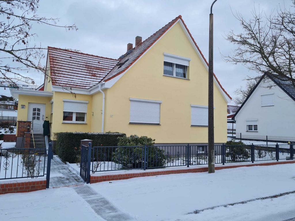 Wohnhaus des Vermieters mit 2 Ferienwohnungen