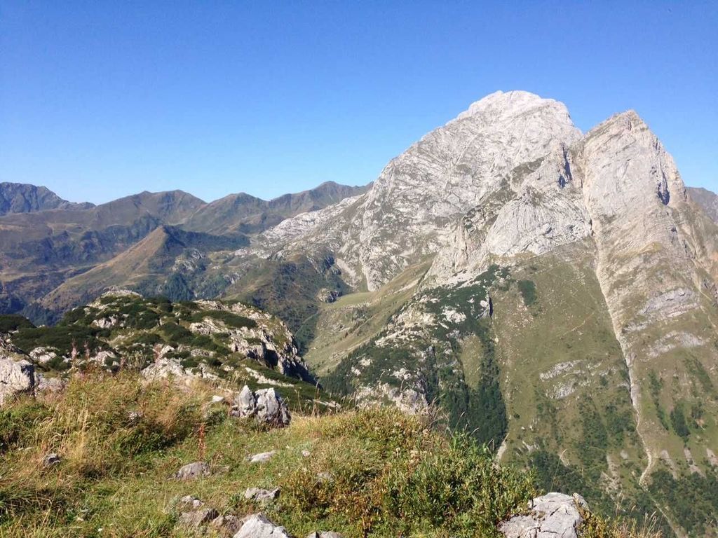Kristallklar und eine tolle ###br###Bergwelt